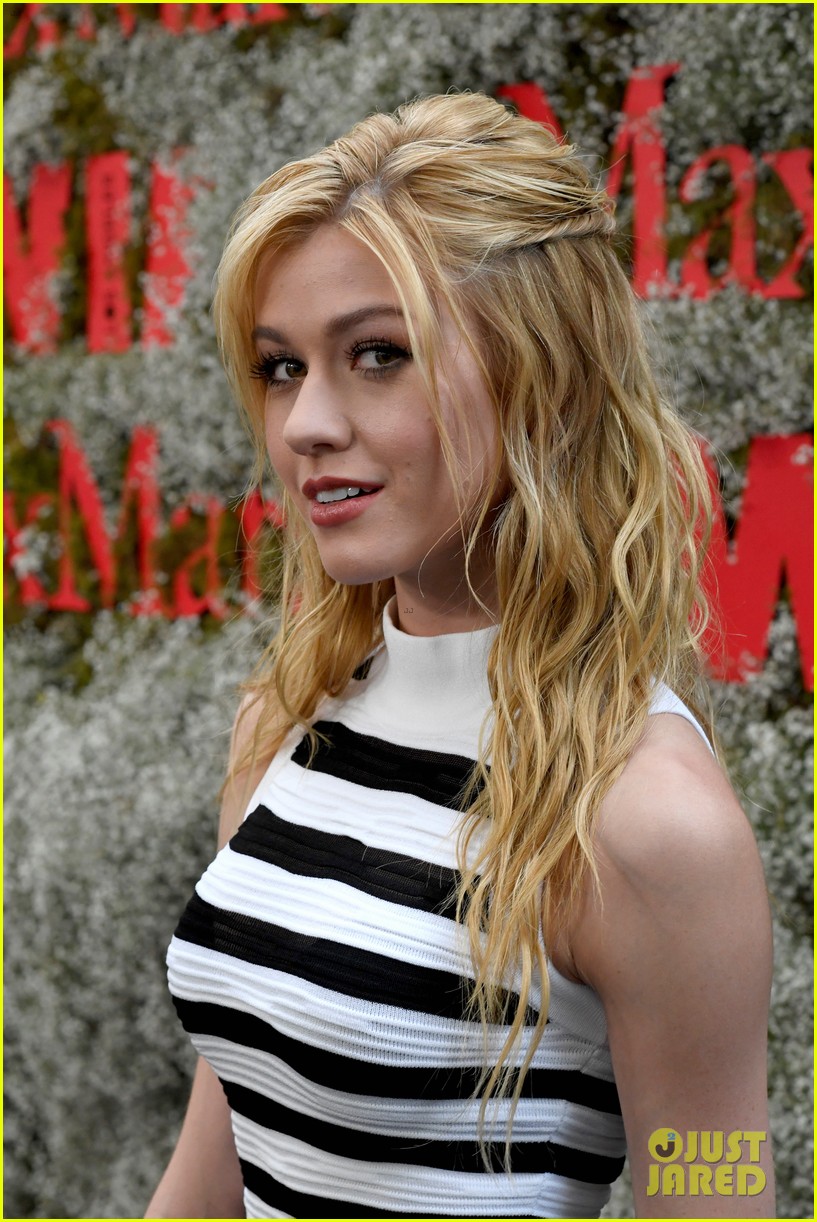 suki waterhouse lucy hale camila mendes face of the future 12