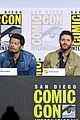 jensen ackles jared padalecki emotional supernatural comic con 15