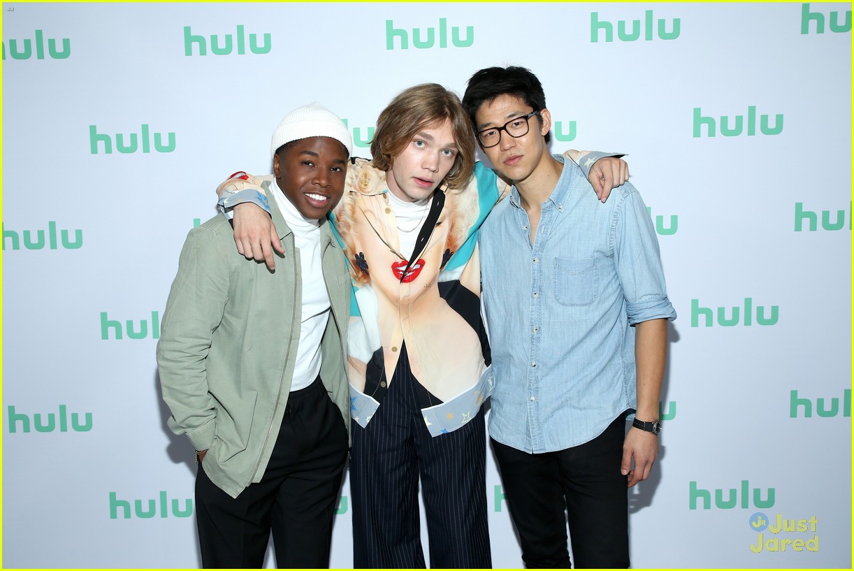 Hulu Debuts First 'Looking For Alaska' Teaser Watch Here! Photo