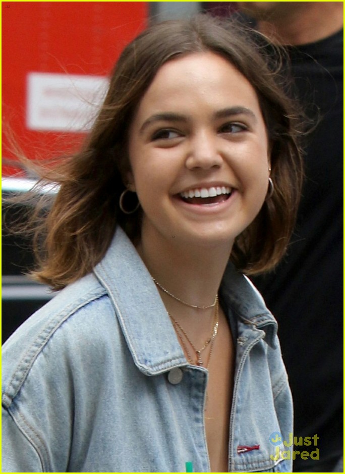 Full Sized Photo of bailee madison waverly place nyc coffee 05 | Bailee