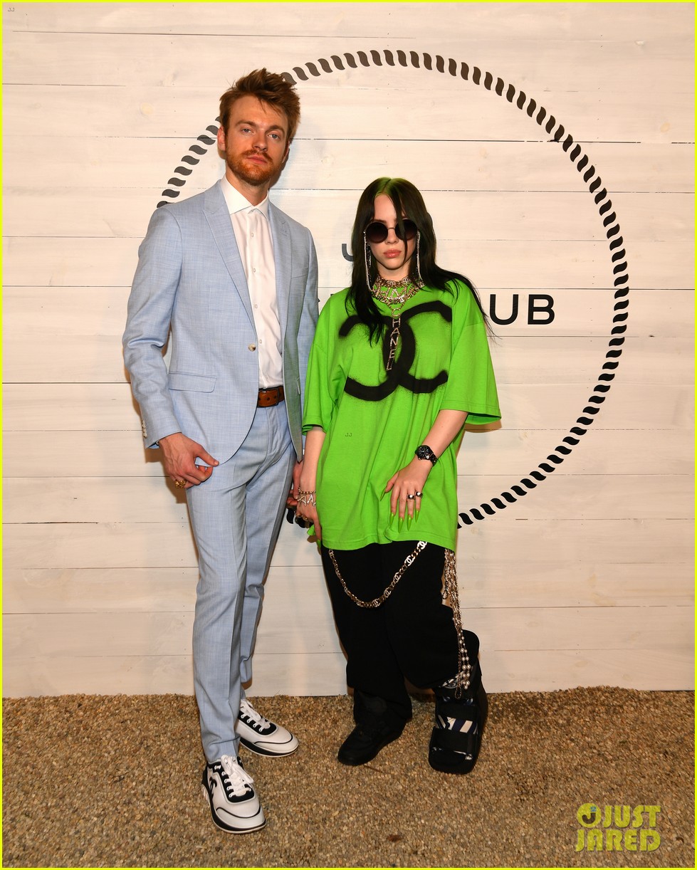 Billie Eilish Wears Medical Boot to Chanel J12 Dinner: Photo 1249191 | Eilish, Finneas, Phoebe Tonkin Pictures | Just Jared Jr.