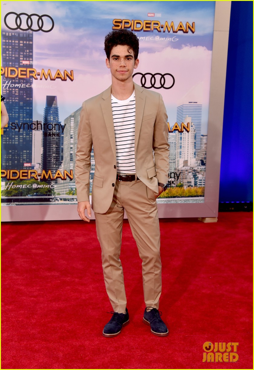 Full Sized Photo of cameron boyce dies at 20 14 Cameron Boyce's