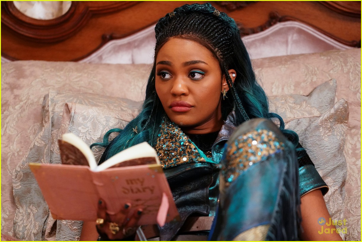 Disney Releases Tons of New Pics From 'Descendants 3' Featuring