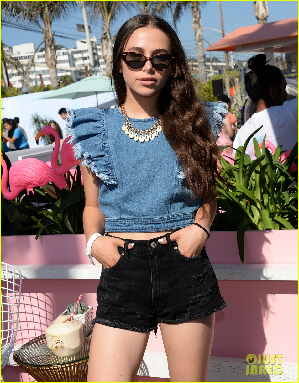 lilimar sky katz siena agudong have fun at instabeach event 01
