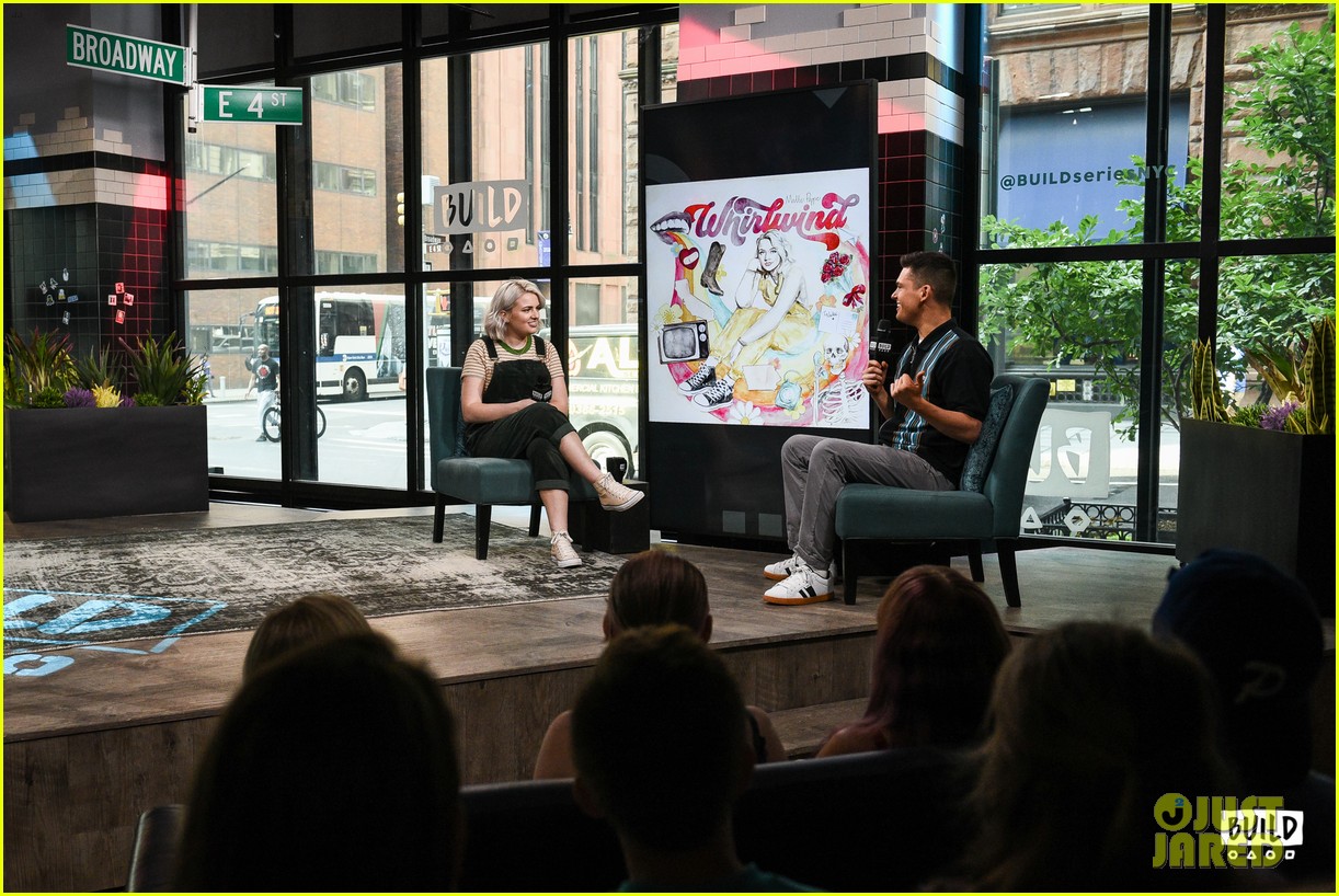 maddie poppe created whirlwind album art with fan on instagram 07