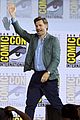 maisie williams game of thrones comic con panel 01