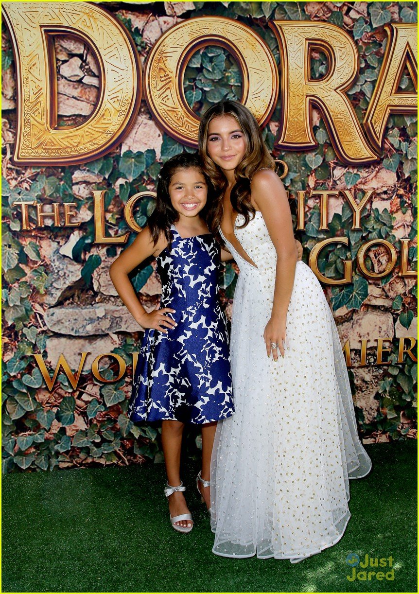 Isabela Moner Still Wants To Have a 'Dora' Premiere in Peru | Photo