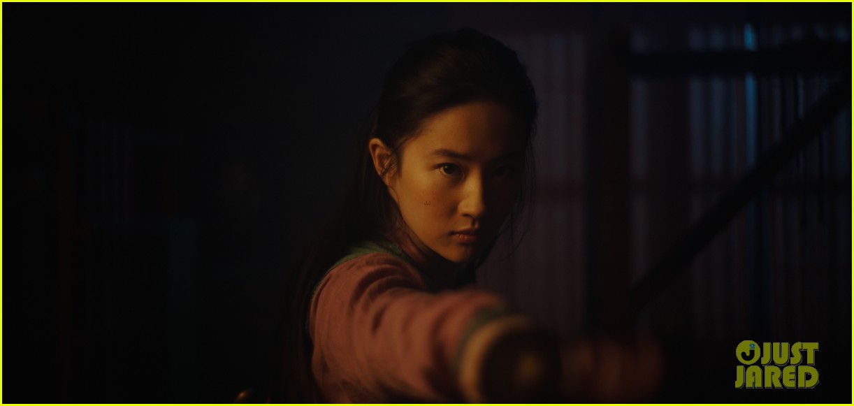 mulan teaser trailer and poster are here watch now 07