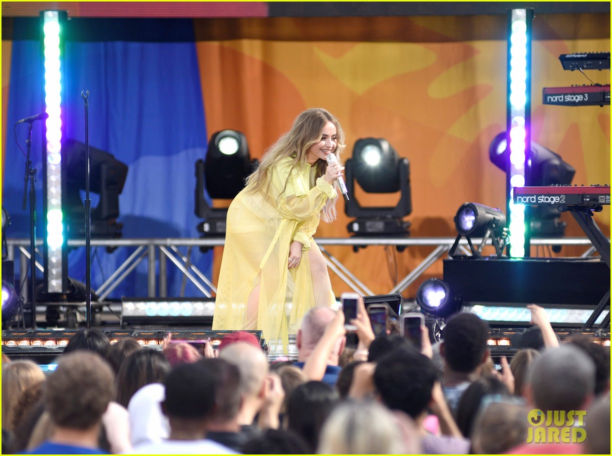 sabrina carpenter takes over good morning americas summer concert series 02
