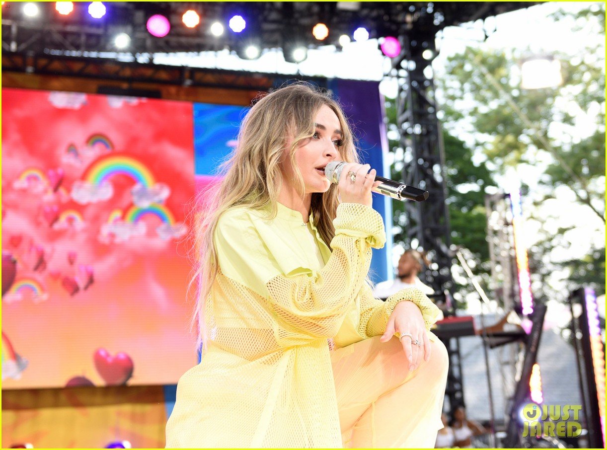 sabrina carpenter takes over good morning americas summer concert series 22