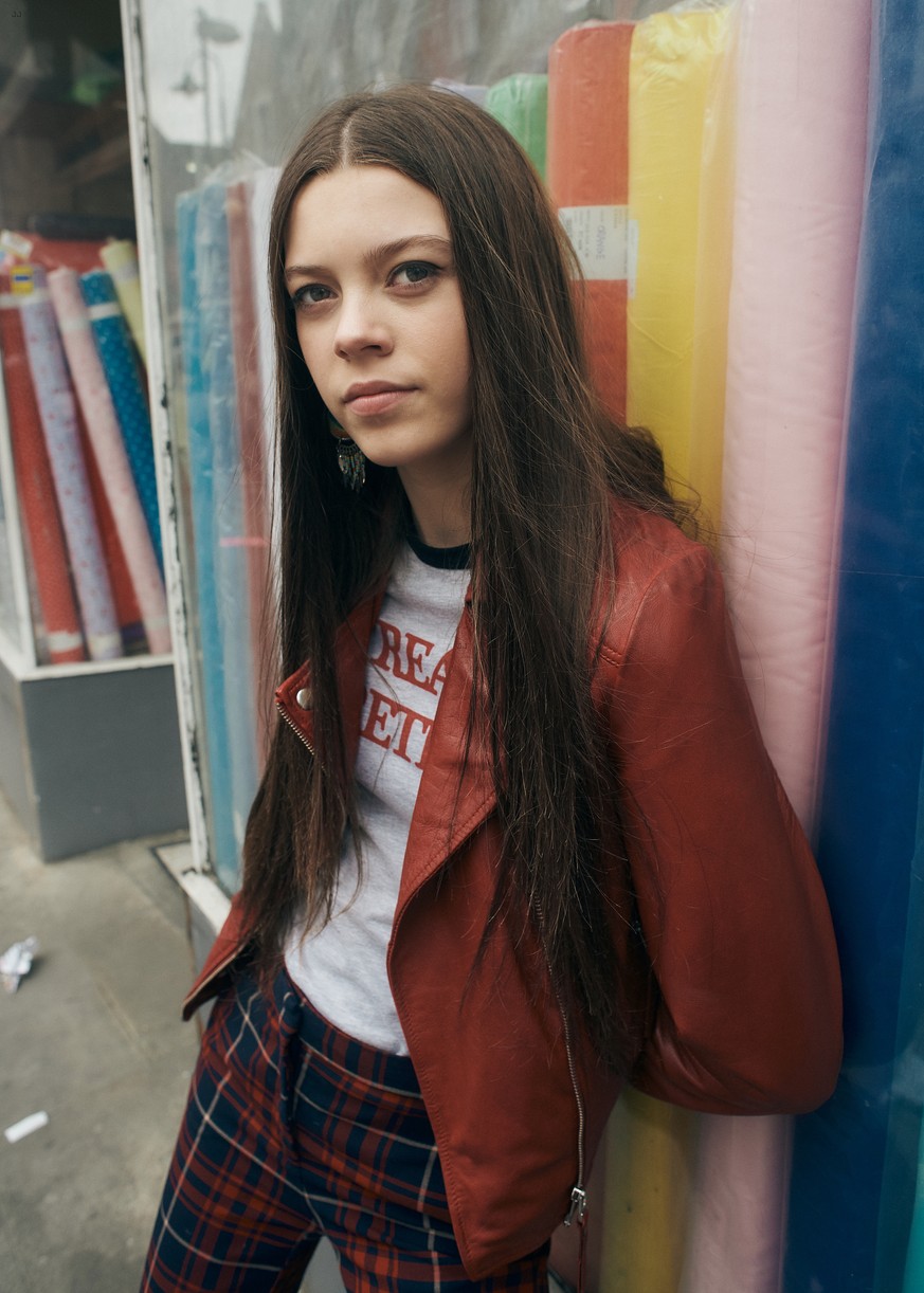 AGT Alum Courtney Hadwin Drops 'Sucker' Cover Video & It Will Blow You ...