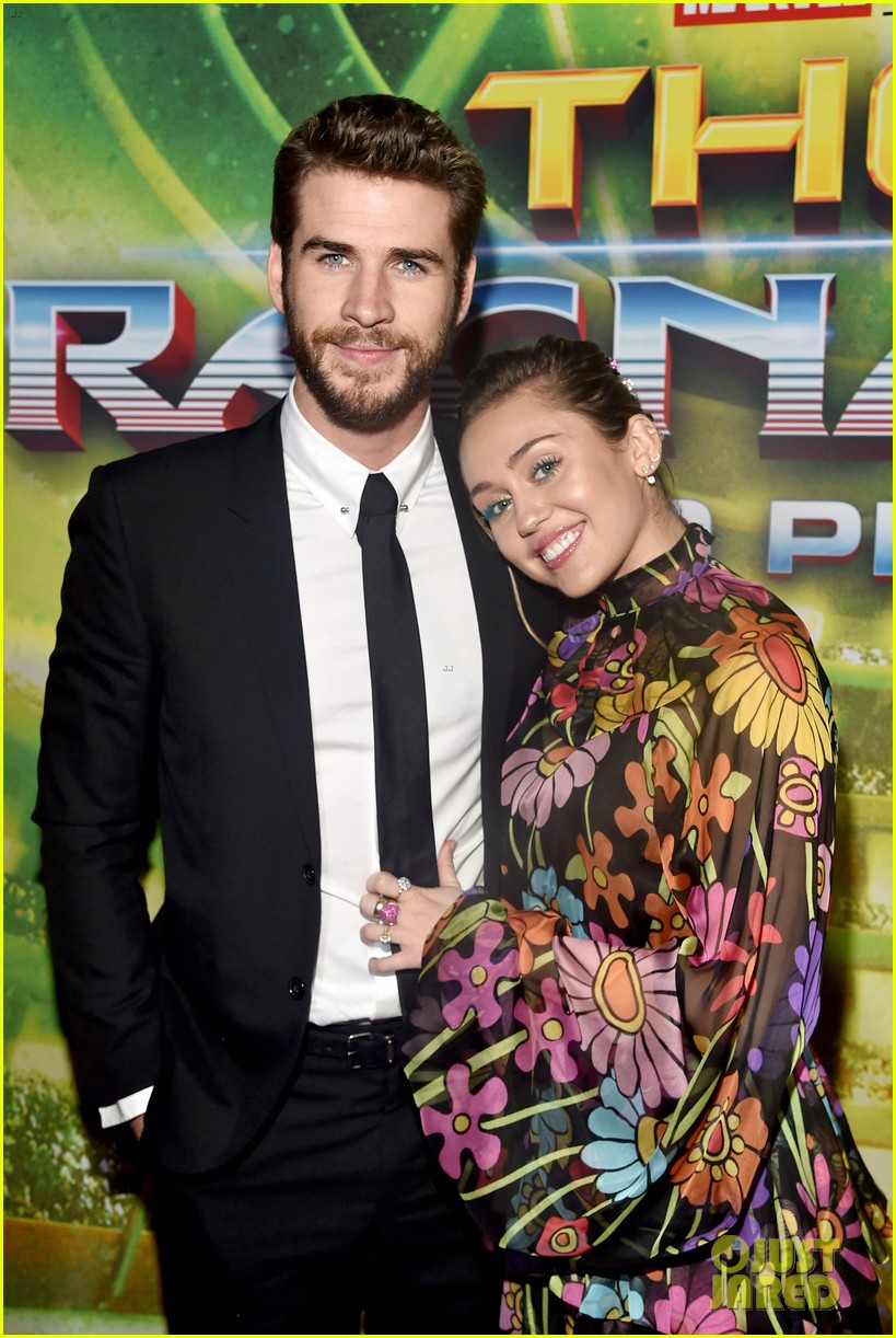 Miley Cyrus And Liam Hemsworth Separate After 8 Months Of Marriage Photo 1252889 Photo Gallery