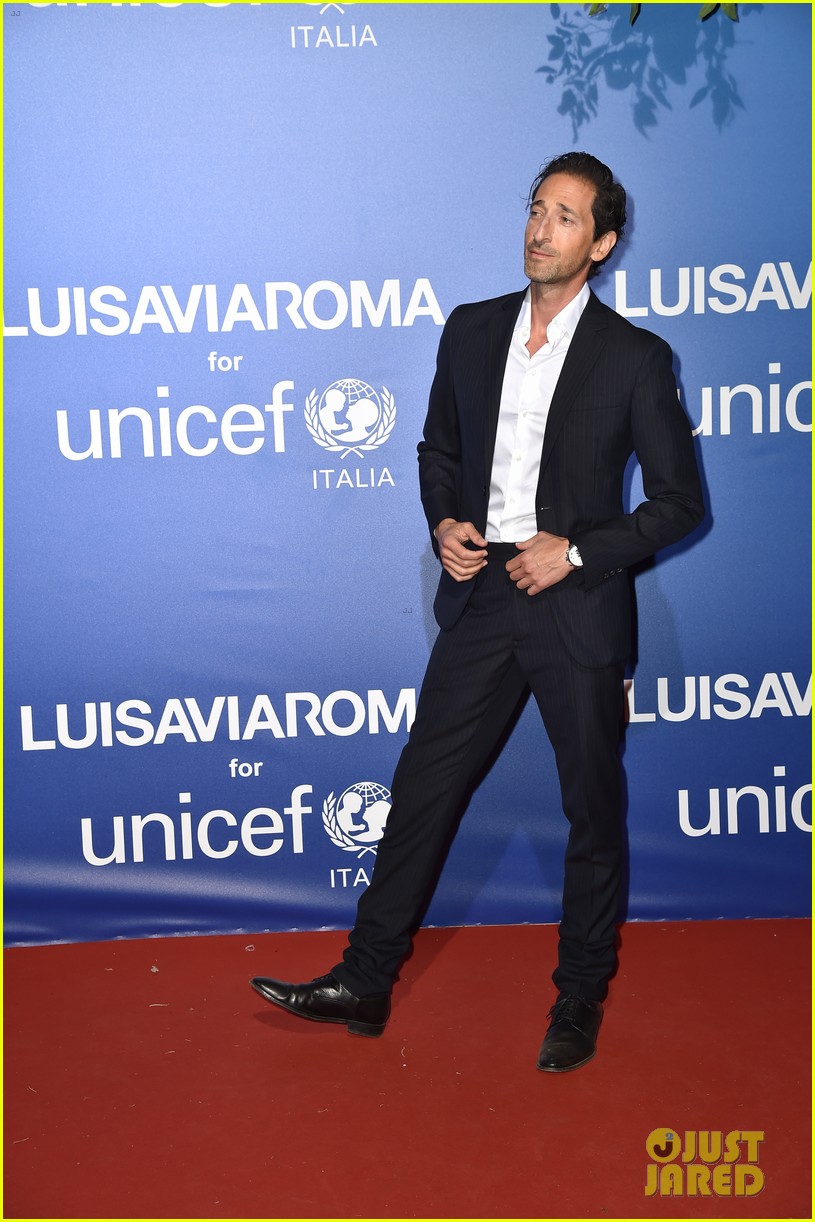 vanessa hudgens austin butler unicef summer gala 07