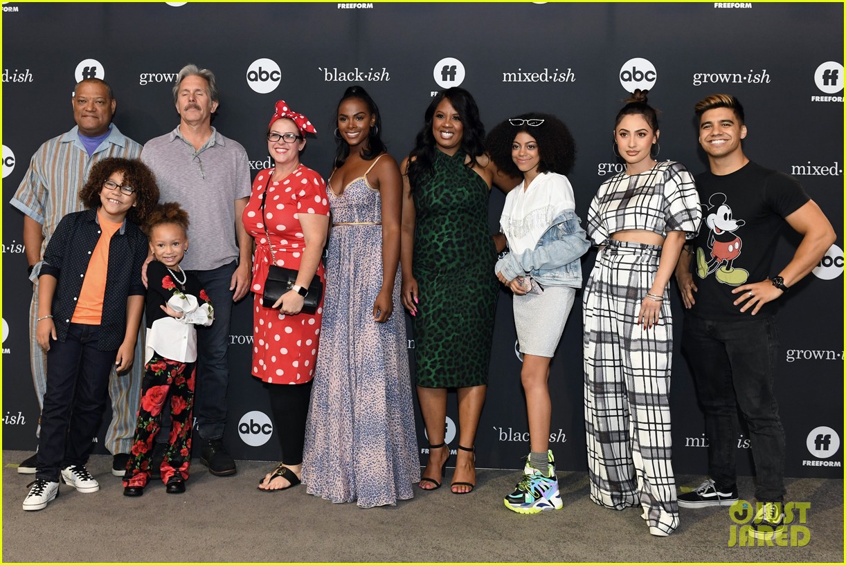 Full Sized Photo of grownish mixedish blackish casts d23 expo 15 ...