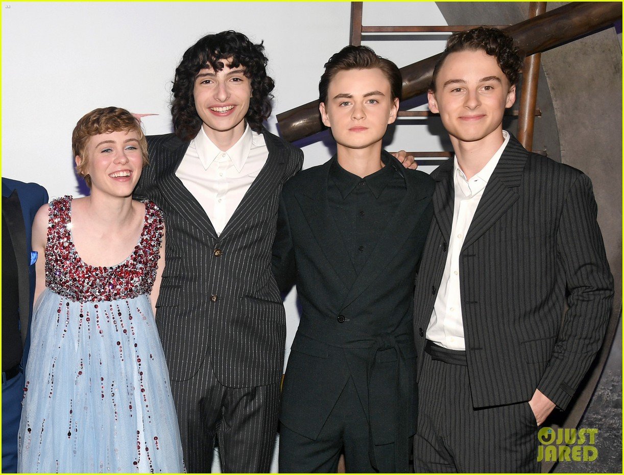 Sophia Lillis Premieres 'It Chapter Two' With Wyatt Oleff, Finn