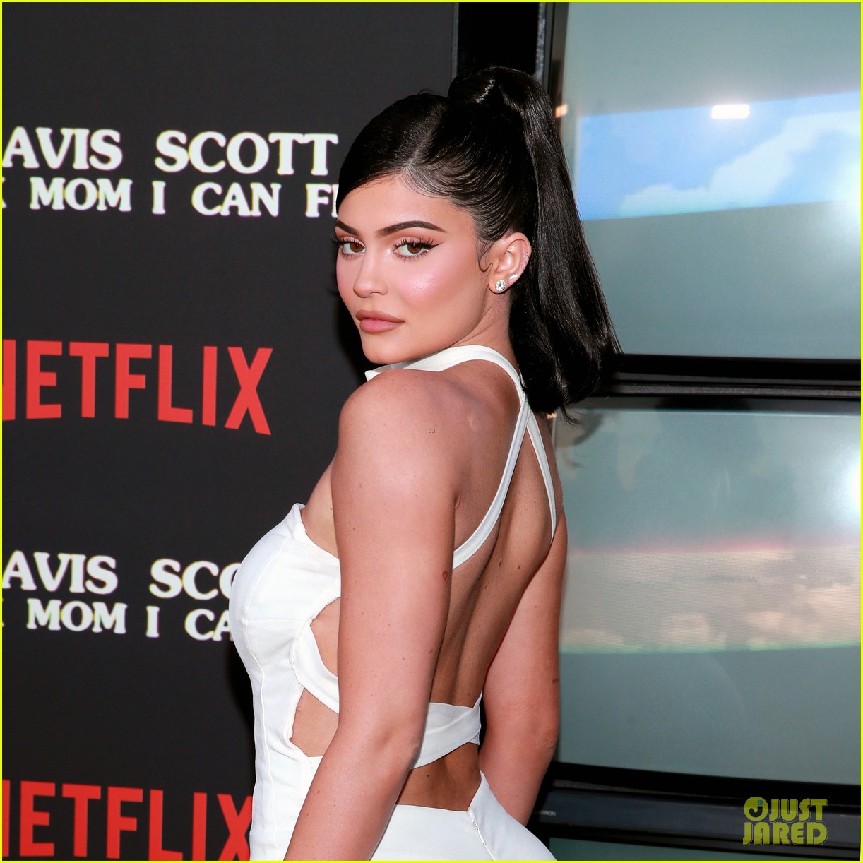kylie jenner daughter stormi travis scott look mom i can fly premiere 09