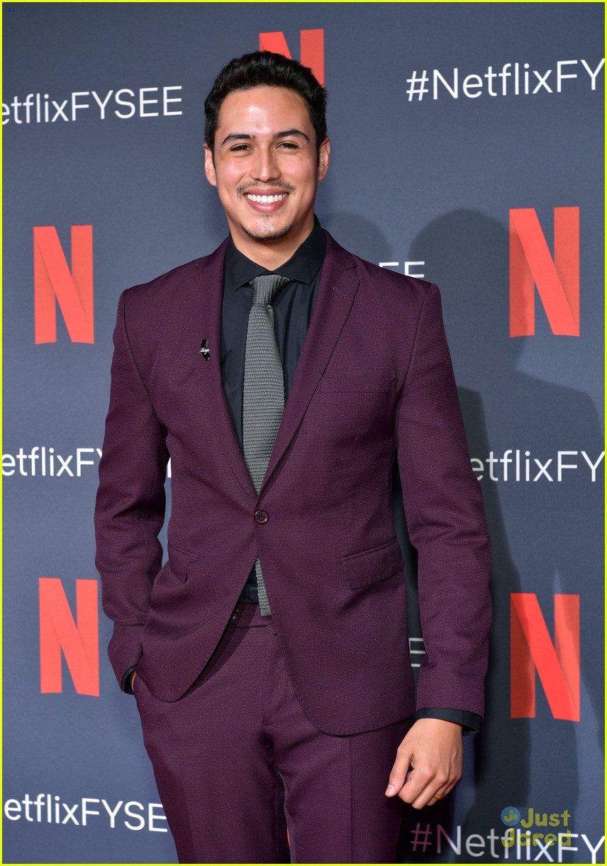 Netflix Ups Julio Macias To Series Regular For On My Block Season 3 Photo 1252279 Julio Macias Pictures Just Jared Jr