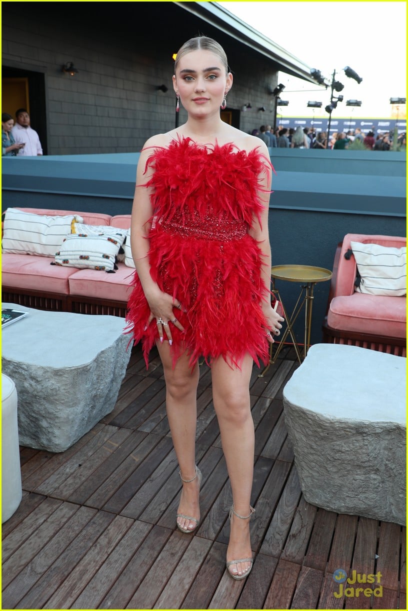 Full Sized Photo of sydney park hayley erin meg donnelly more poyh