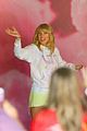 taylor swift explains why she keeps joe alwyn relationship private 01