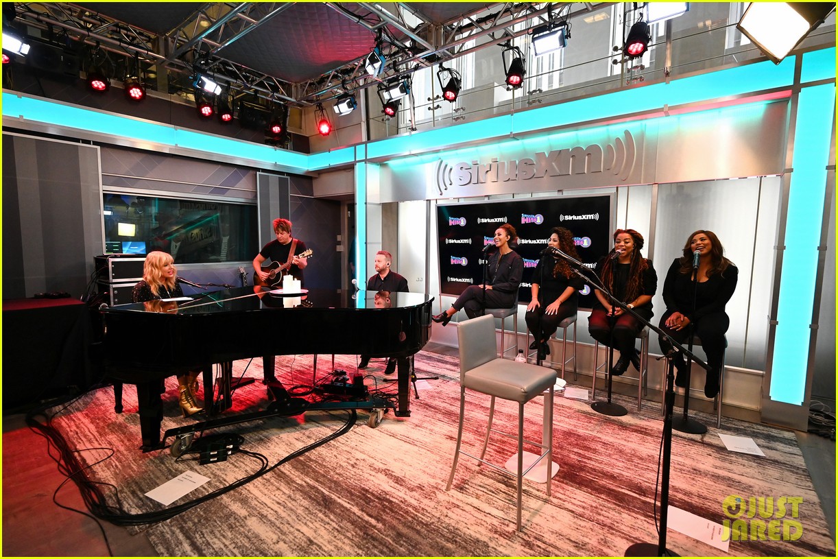 taylor swift siriusxm event 03