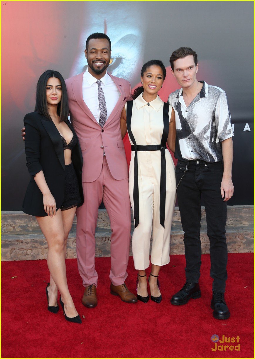 emeraude toubia luke baines alisha wainwright it movie premiere 24