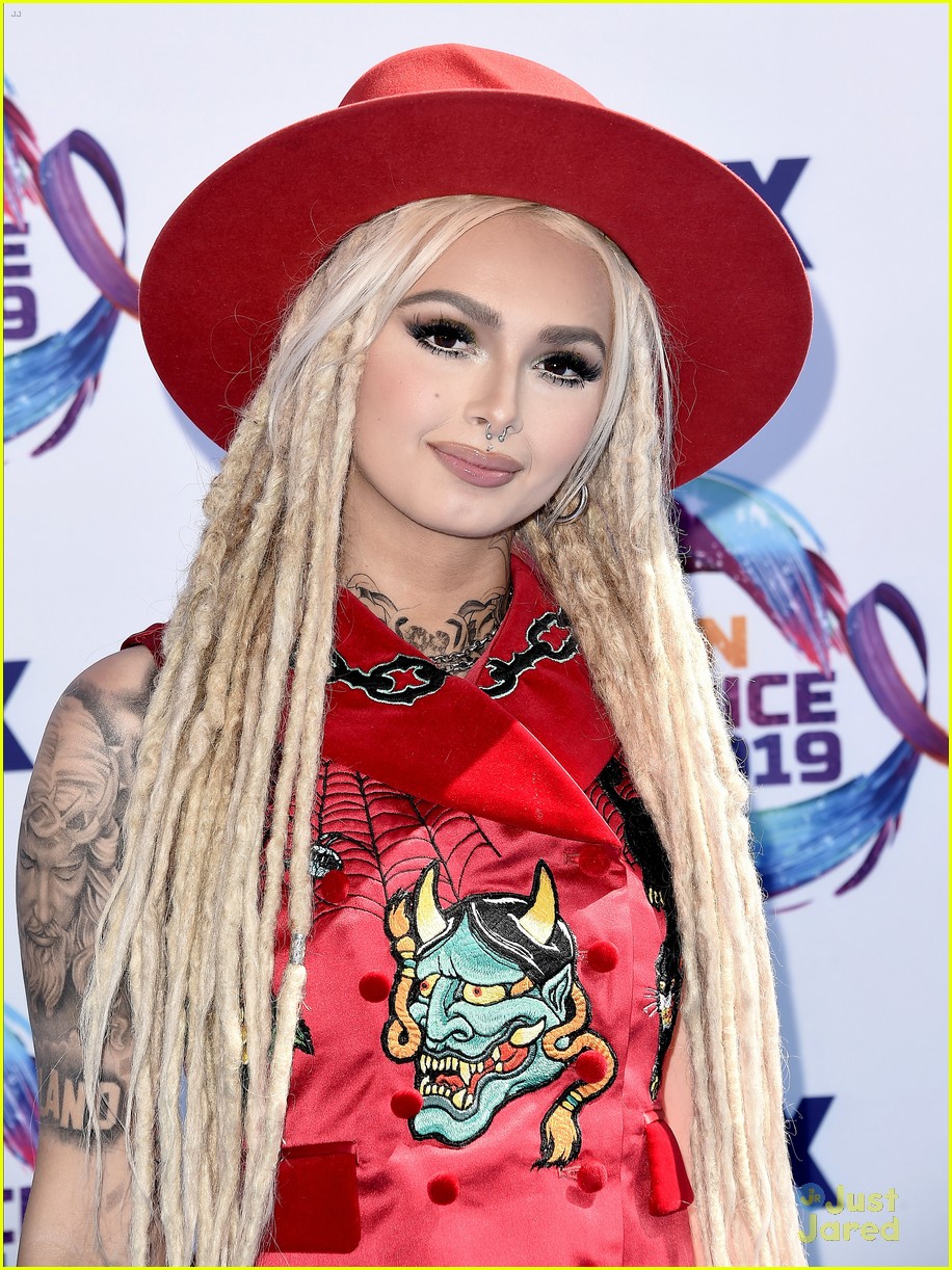 zhavia ward teen choice awards 02