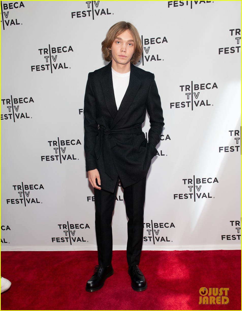 looking for alaska nyc screening 16