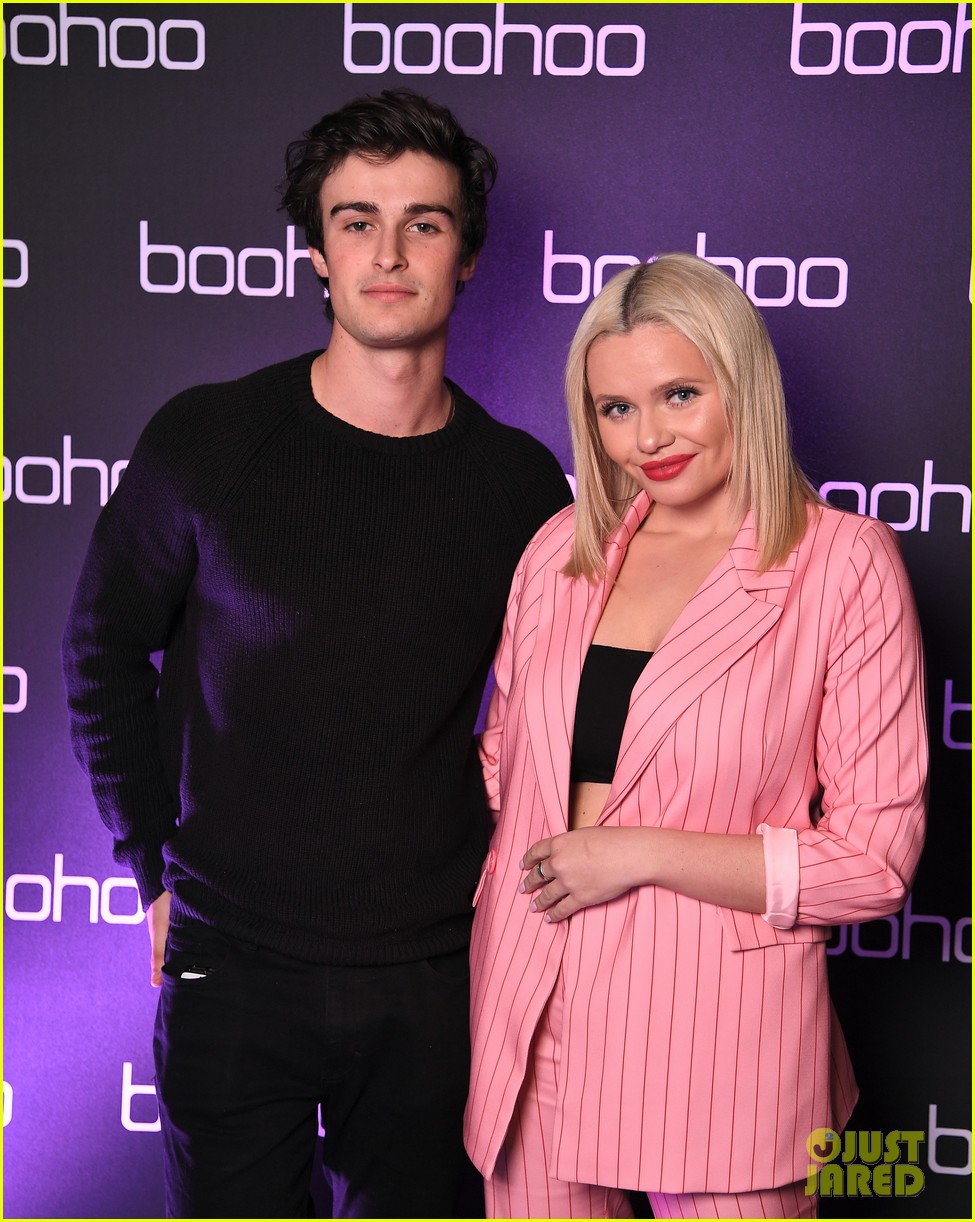 Full Sized Photo Of Alli Simpson Attends Boohoo Party With Boyfriend Mitchell Bourke 03 Alli 9439