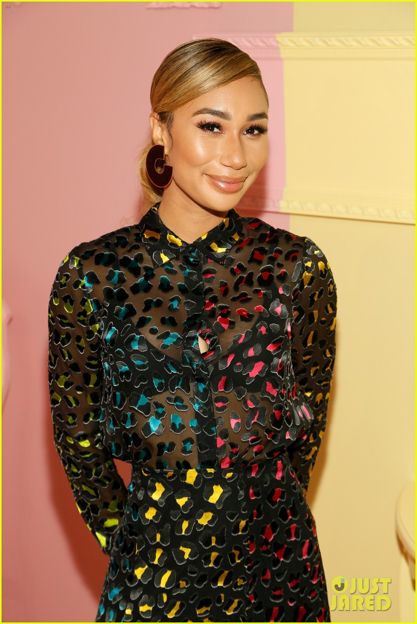 eva sky sofia more ao nyfw show 03