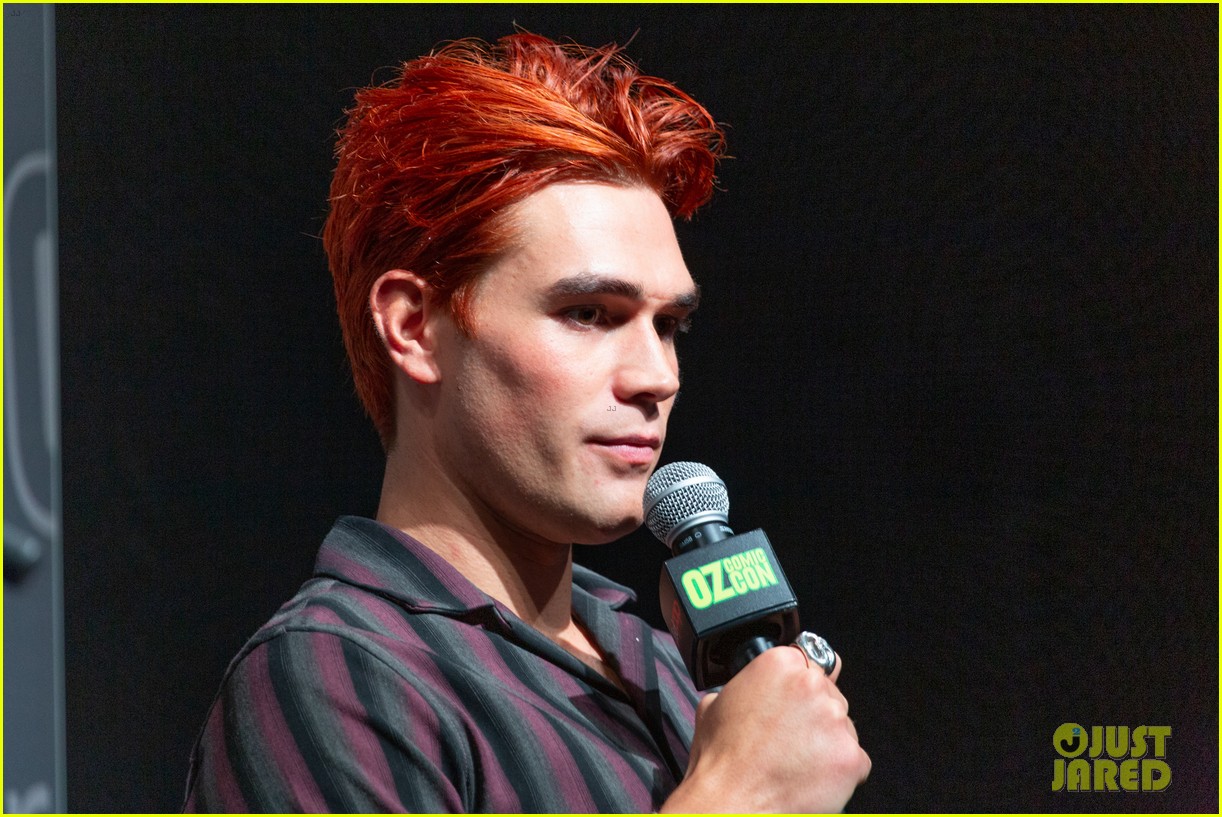 kj apa reveals which riverdale co star he would marry 09