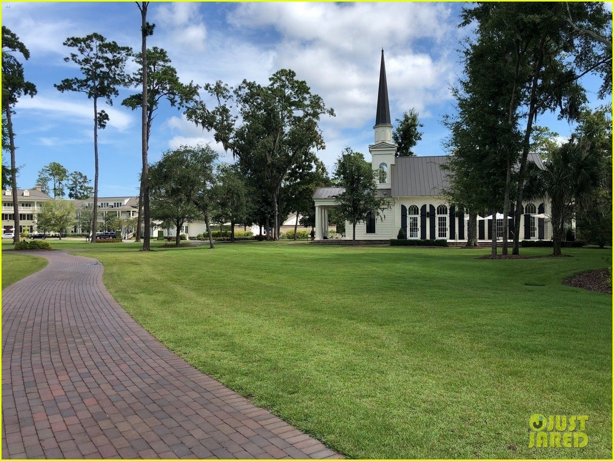 justin bieber hailey bieber wedding venue 48