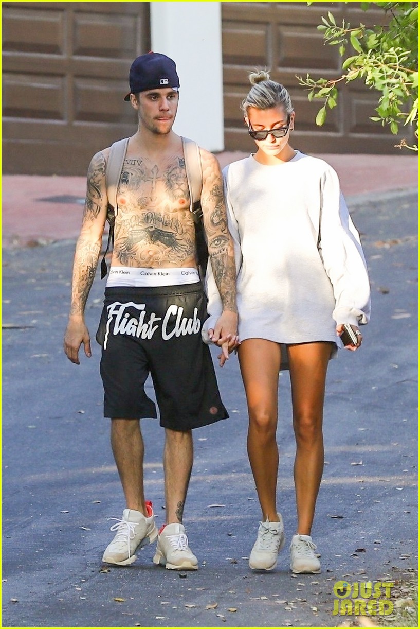 Shirtless Justin Bieber And Wife Hailey Hold Hands On Hike Photo 1257330 Photo Gallery Just