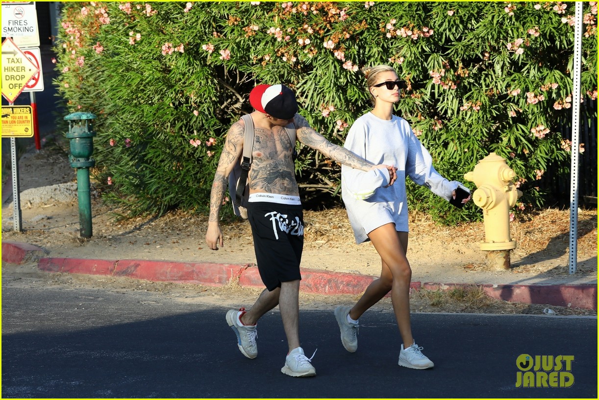 Shirtless Justin Bieber And Wife Hailey Hold Hands On Hike Photo 1257361 Photo Gallery Just