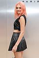 charlotte lawrence debuts pink hair at nyfw 04