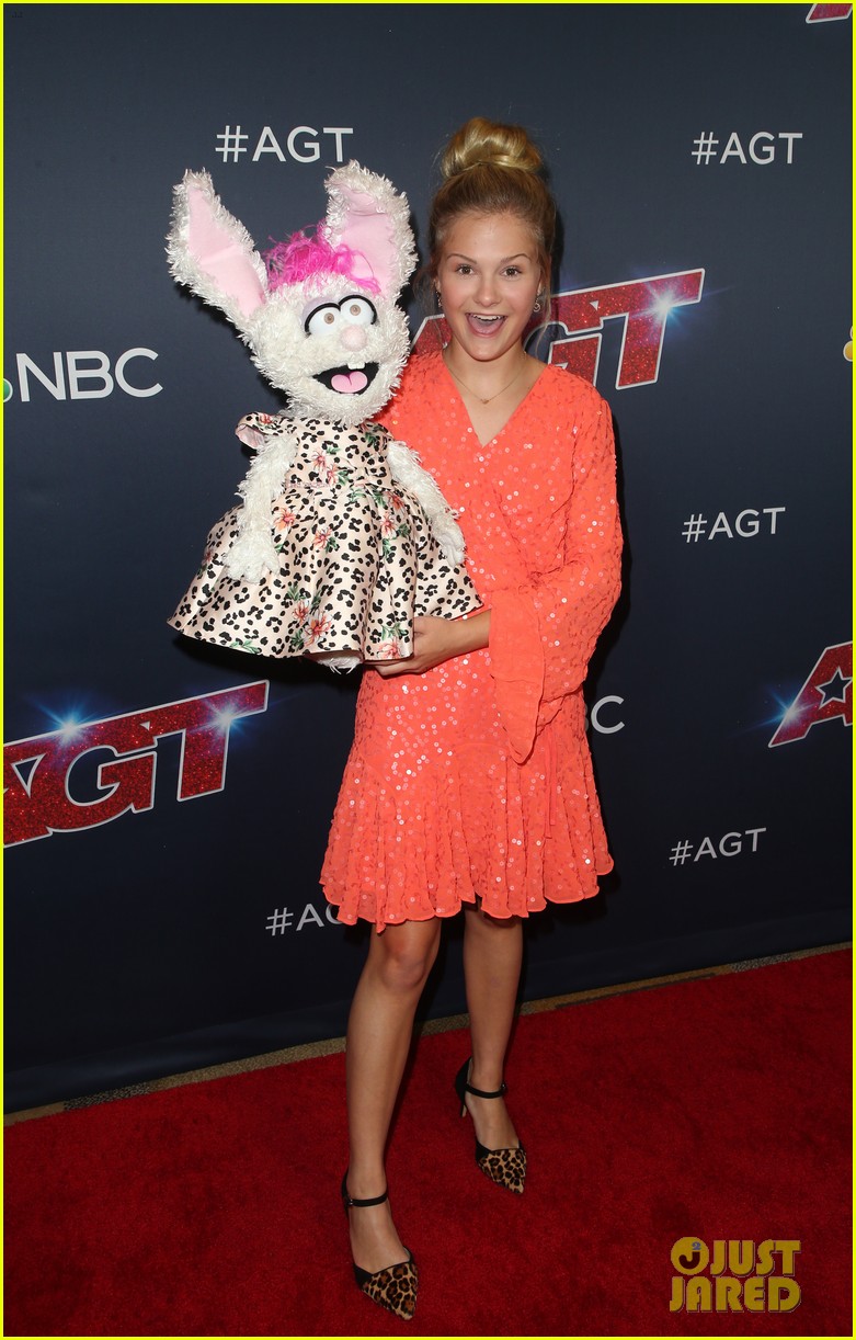 Full Sized Photo of darci lynne farmer attends americas got talent live