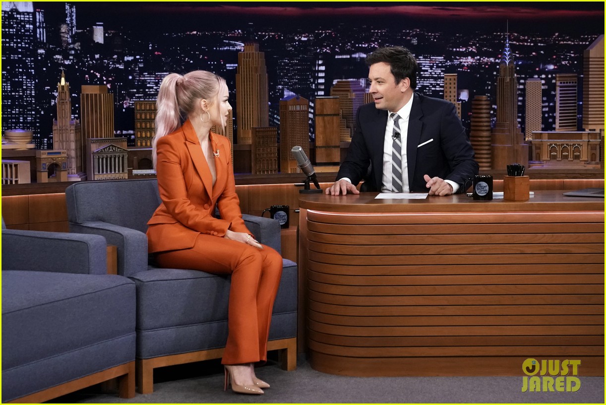 Dove Cameron Shows Off Minions Impressions While Promoting New Music On Tonight Show Photo