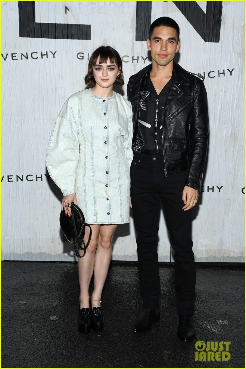 Maisie Williams & 'Euphoria's Hunter Schafer Arrive in Style for Givenchy  Fashion Show: Photo 1263192 | Hunter Schafer, Kaia Gerber, Maisie Williams,  Reuben Selby Pictures | Just Jared Jr.