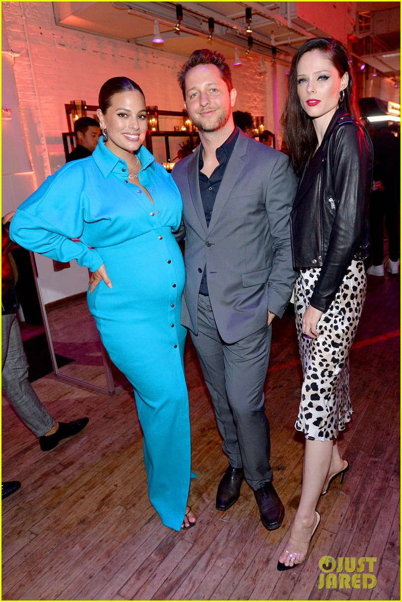 bella gigi hadid youtube fashion event nyfw 20