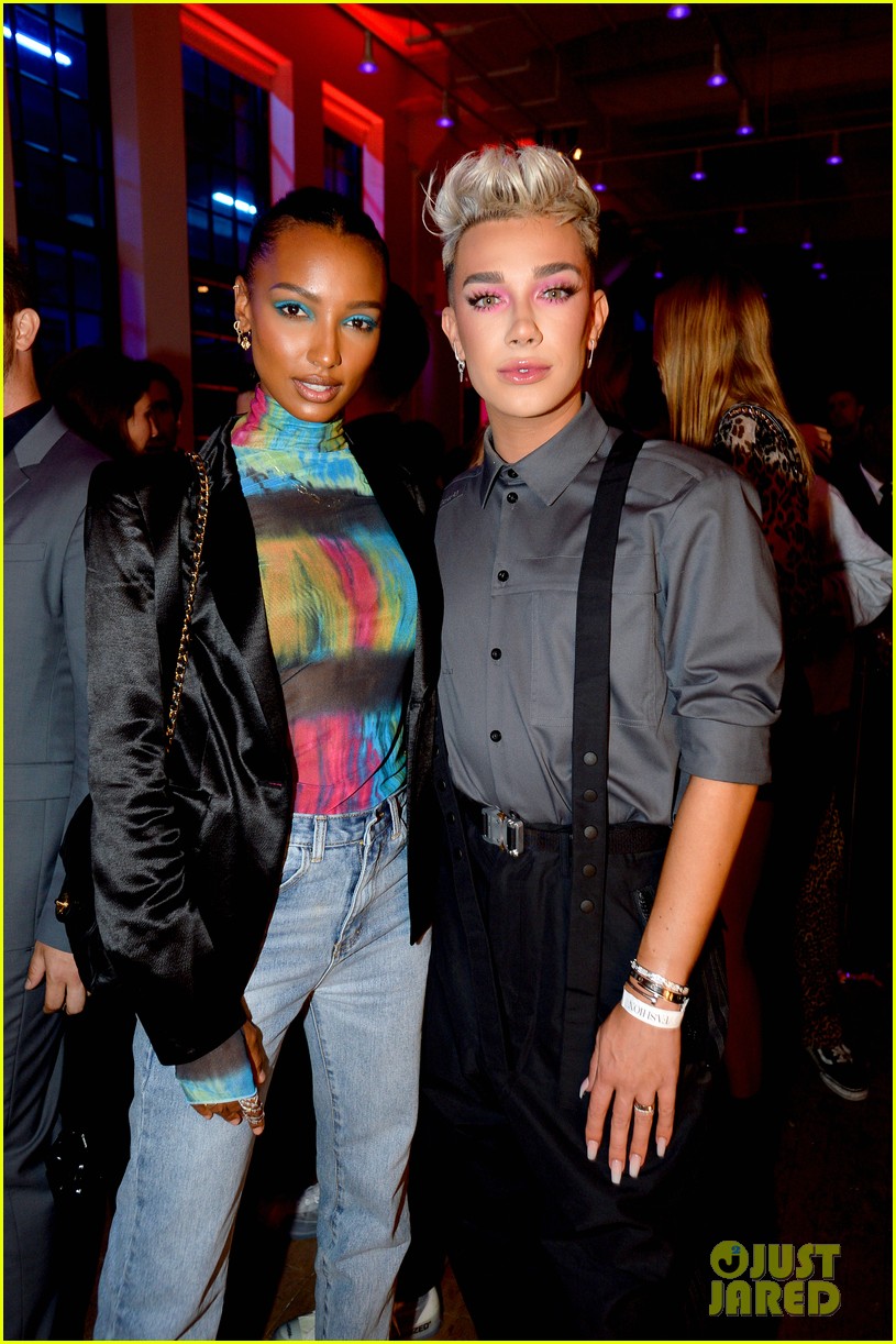 bella gigi hadid youtube fashion event nyfw 22