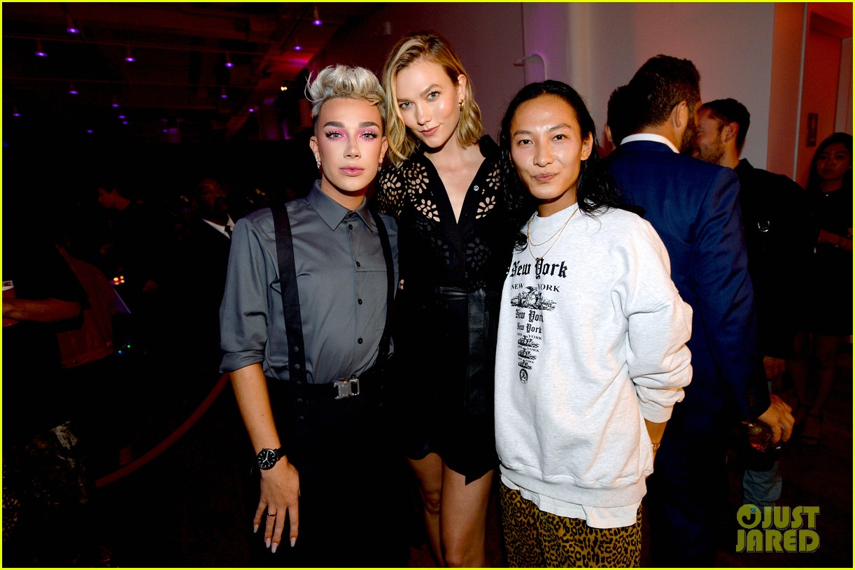 bella gigi hadid youtube fashion event nyfw 25