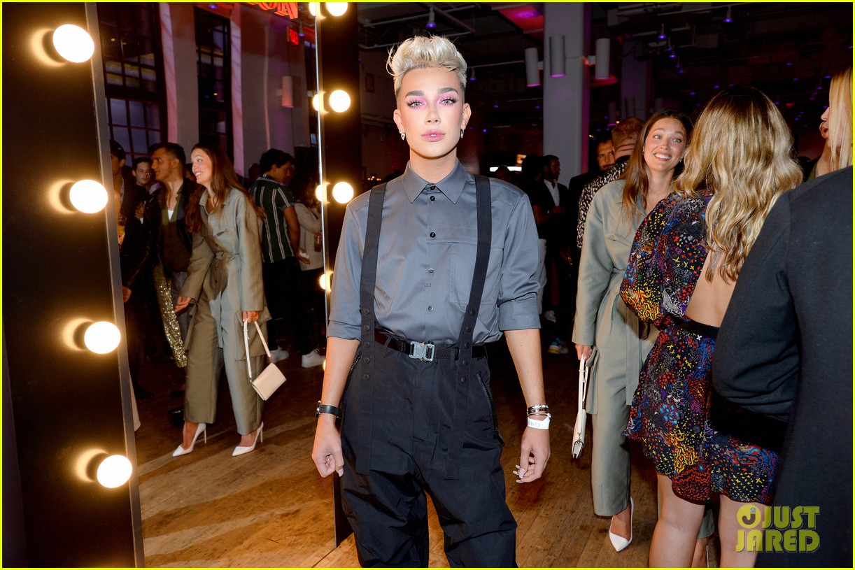bella gigi hadid youtube fashion event nyfw 30