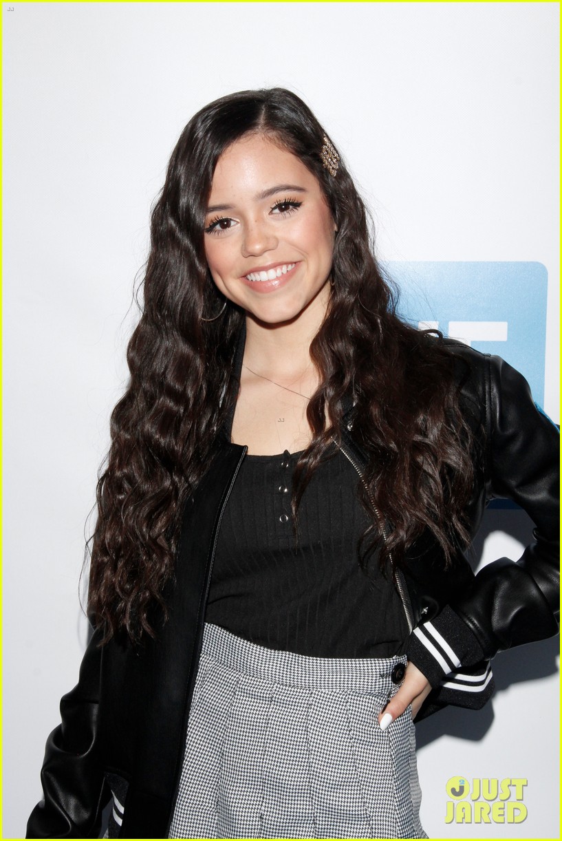 jenna ortega navia robinson jordan fisher hit the stage at we day toronto 18
