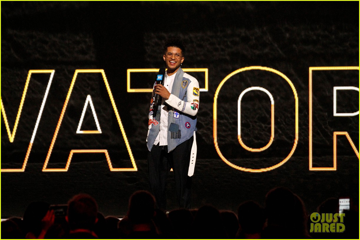 jenna ortega navia robinson jordan fisher hit the stage at we day toronto 20