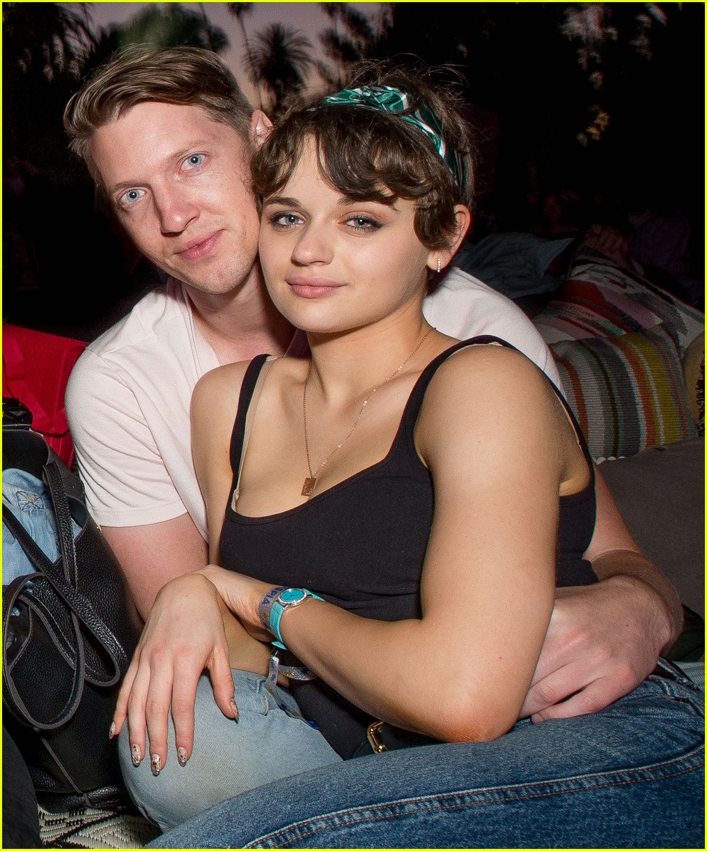 Joey King Couples Up with Boyfriend Steven Piet at Cinespia Screening