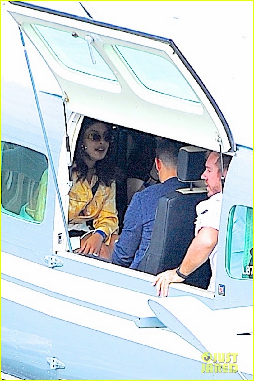 nick jonas priyanka chopra joe jonas ride in seaplane 14