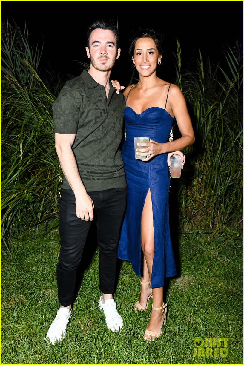 nick jonas tequila celebration priyanka chopra 02