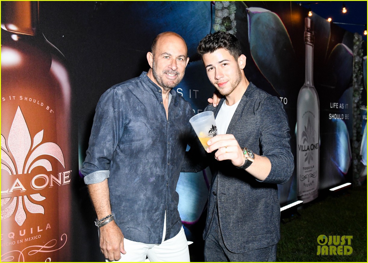 nick jonas tequila celebration priyanka chopra 12