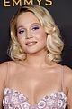 kelli berglund gives marilyn monroe vibes at pre emmys event 04