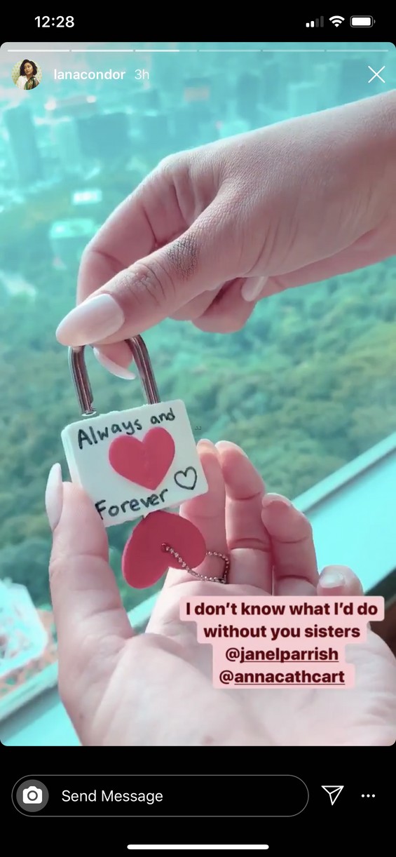 lana janel anna locks seoul 02
