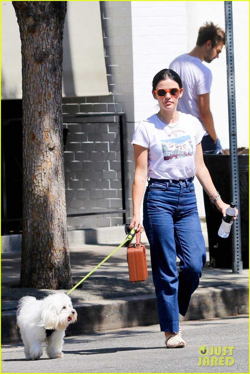 Lucy Hale Grabs Lunch With Longtime Friend Katelyn Tarver! | Photo